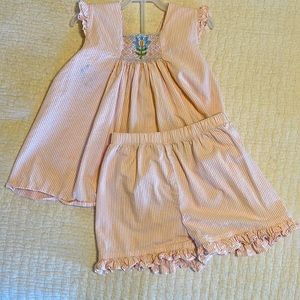 Little English adorable smocked short set